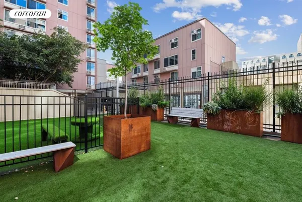 $595,000 | 575 Main Street, Unit 1408 | Roosevelt Island