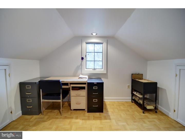 23 East Clearfield Road Havertown, PA 19083 - Photo 17 of 25 Office / Study