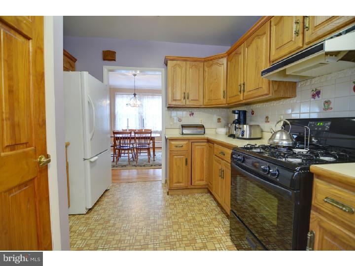 23 East Clearfield Road Havertown, PA 19083 - Photo 9 of 25 Kitchen