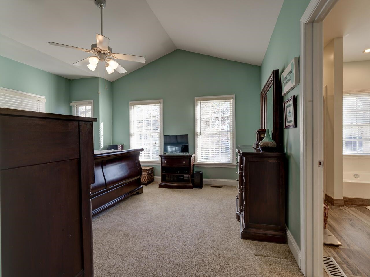11816 Radner Way Raleigh, NC 27613 - Photo 24 of 54 Photo 24