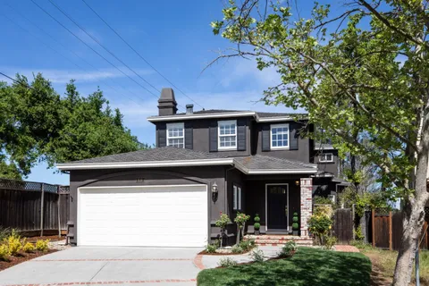 $3,695,000 | 810 Arroyo Court, Palo Alto, CA 94306