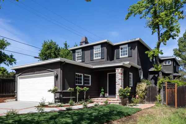 $3,695,000 | 810 Arroyo Court, Palo Alto, CA 94306