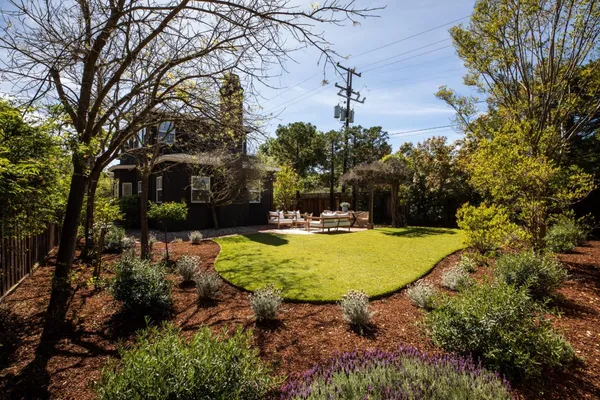 $3,695,000 | 810 Arroyo Court, Palo Alto, CA 94306