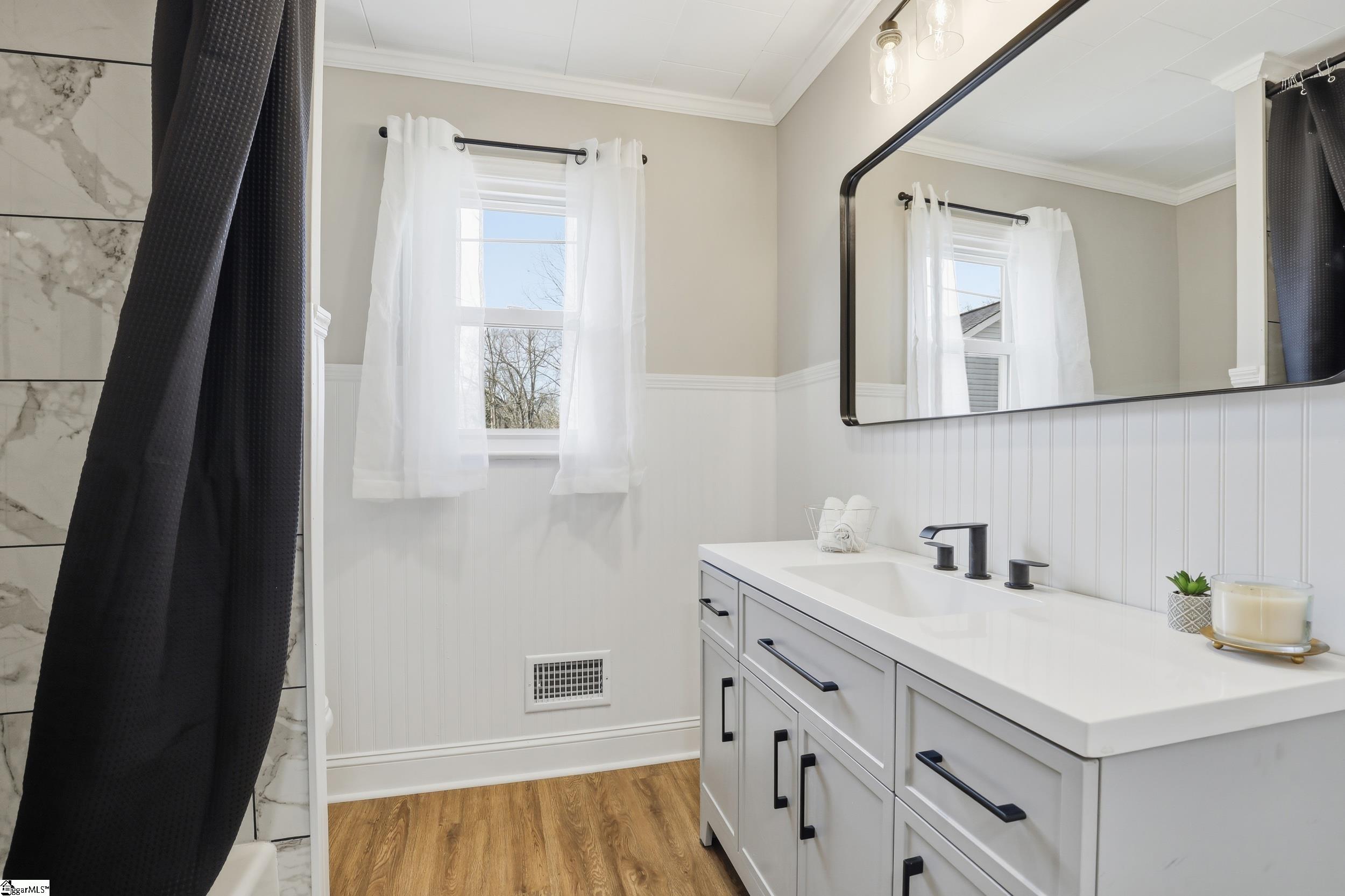 1614 Greenwood Road Laurens, SC 29360 - Photo 17 of 26