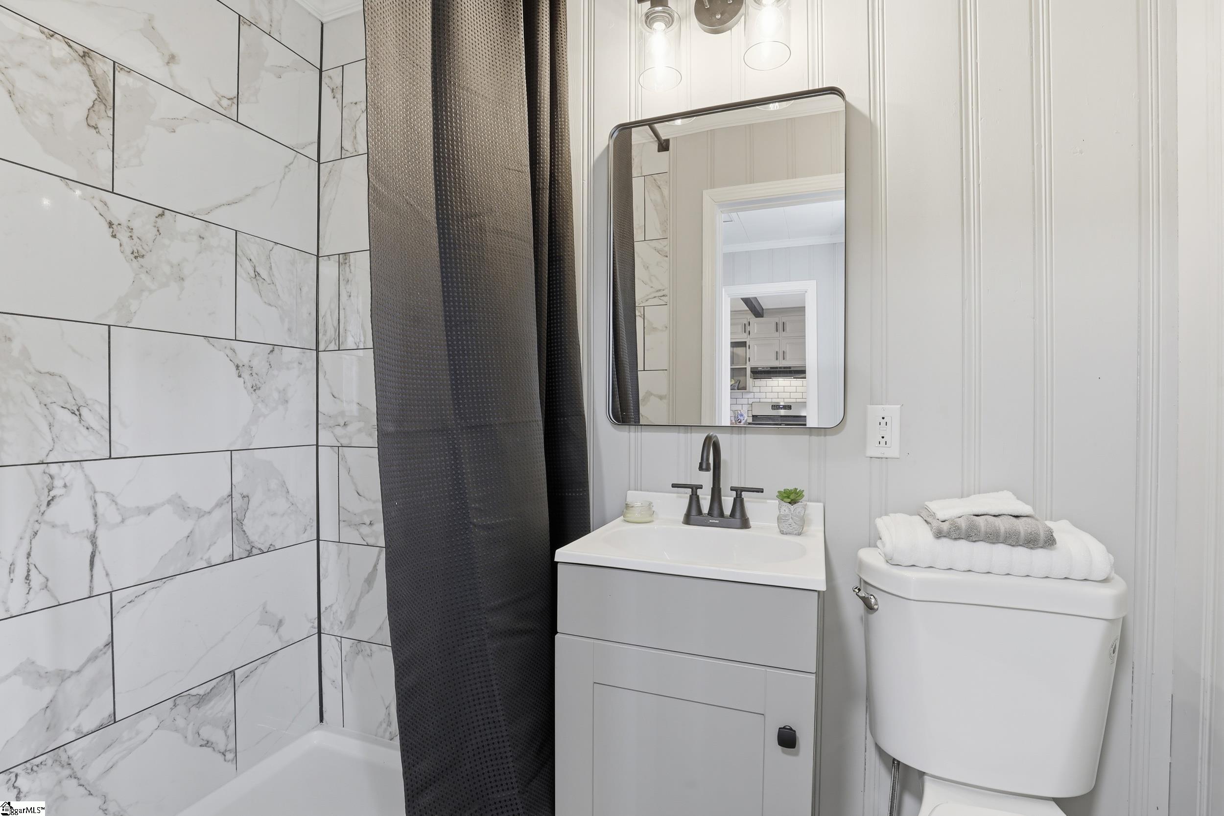 1614 Greenwood Road Laurens, SC 29360 - Photo 7 of 26