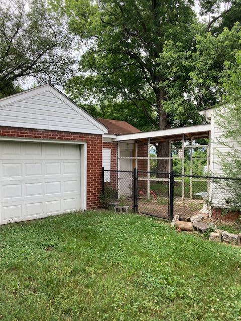 2620 Cannaday Road Northeast Roanoke, VA 24012 - Photo 6 of 15 side looking to back