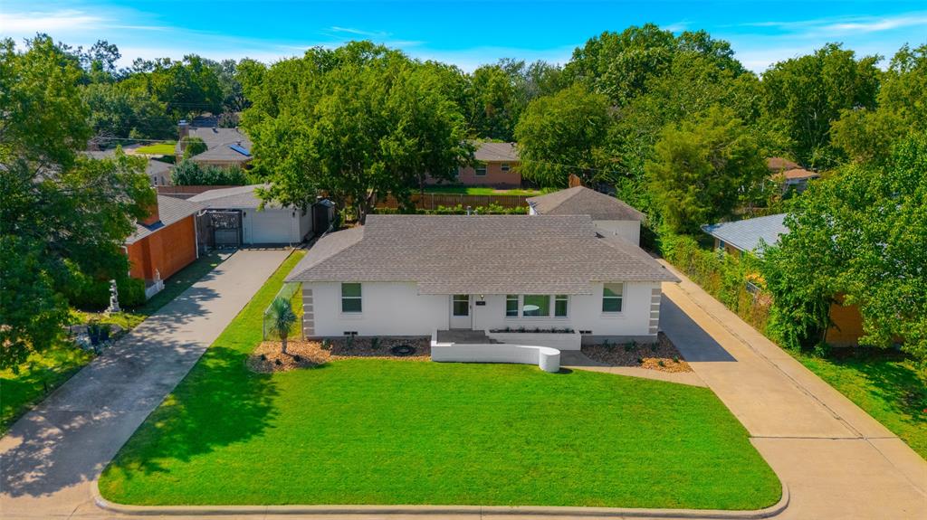 804 Haggard Street Plano, TX 75074 - Photo 33 of 40 an aerial view of a house with swimming pool garden and patio