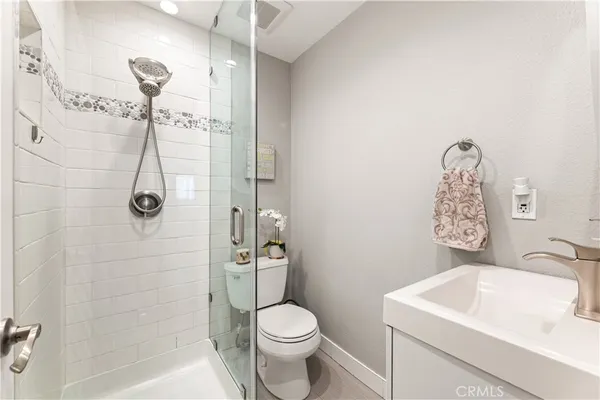 $595,000 | 10550 Sunland Boulevard, Unit 7, Sunland, CA 91040