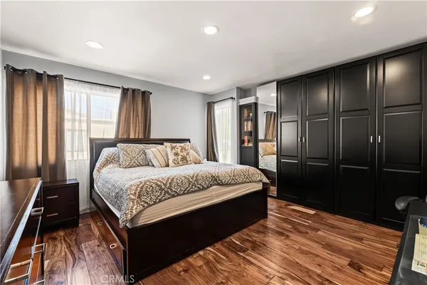 $595,000 | 10550 Sunland Boulevard, Unit 7, Sunland, CA 91040