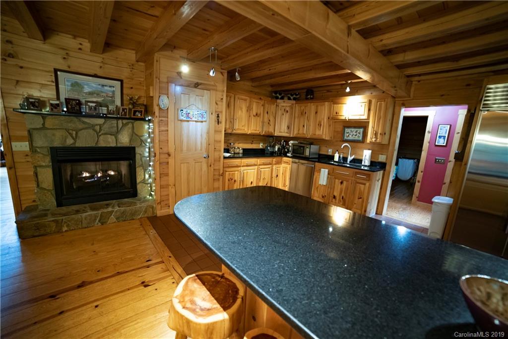 996 Hopewell Road Morganton, NC 28655 - Photo 15 of 32 Gallery Image 15