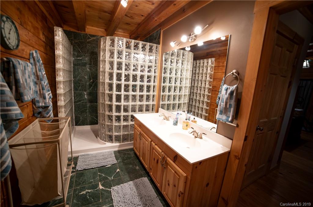 996 Hopewell Road Morganton, NC 28655 - Photo 22 of 32 Gallery Image 22
