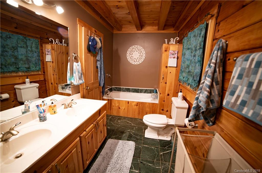 996 Hopewell Road Morganton, NC 28655 - Photo 23 of 32 Gallery Image 23
