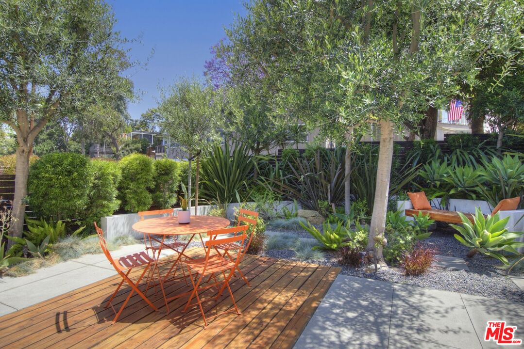 1423 Elevado Street Los Angeles, CA 90026 - Photo 47 of 51 a outdoor view with a seating space