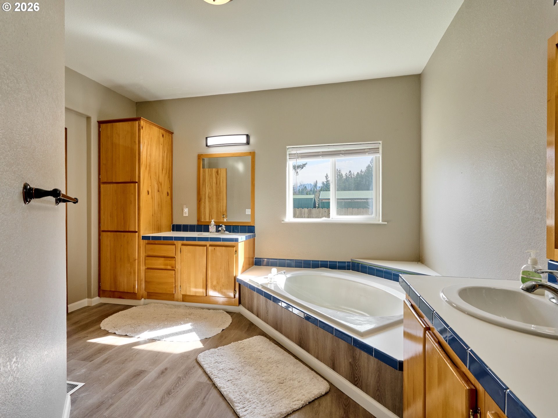 40299 Gates School Road Gates, OR 97346 - Photo 16 of 45