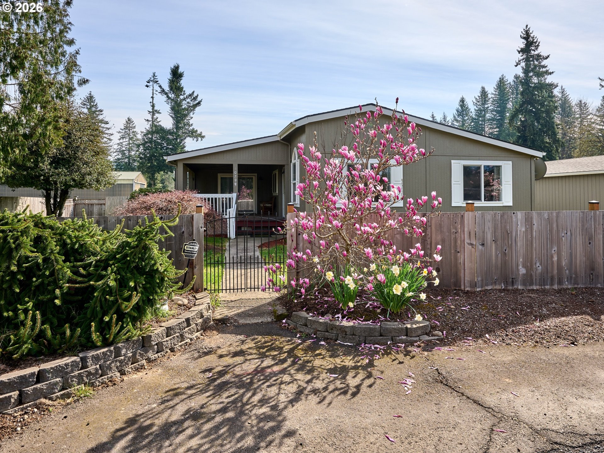 40299 Gates School Road Gates, OR 97346 - Photo 21 of 45
