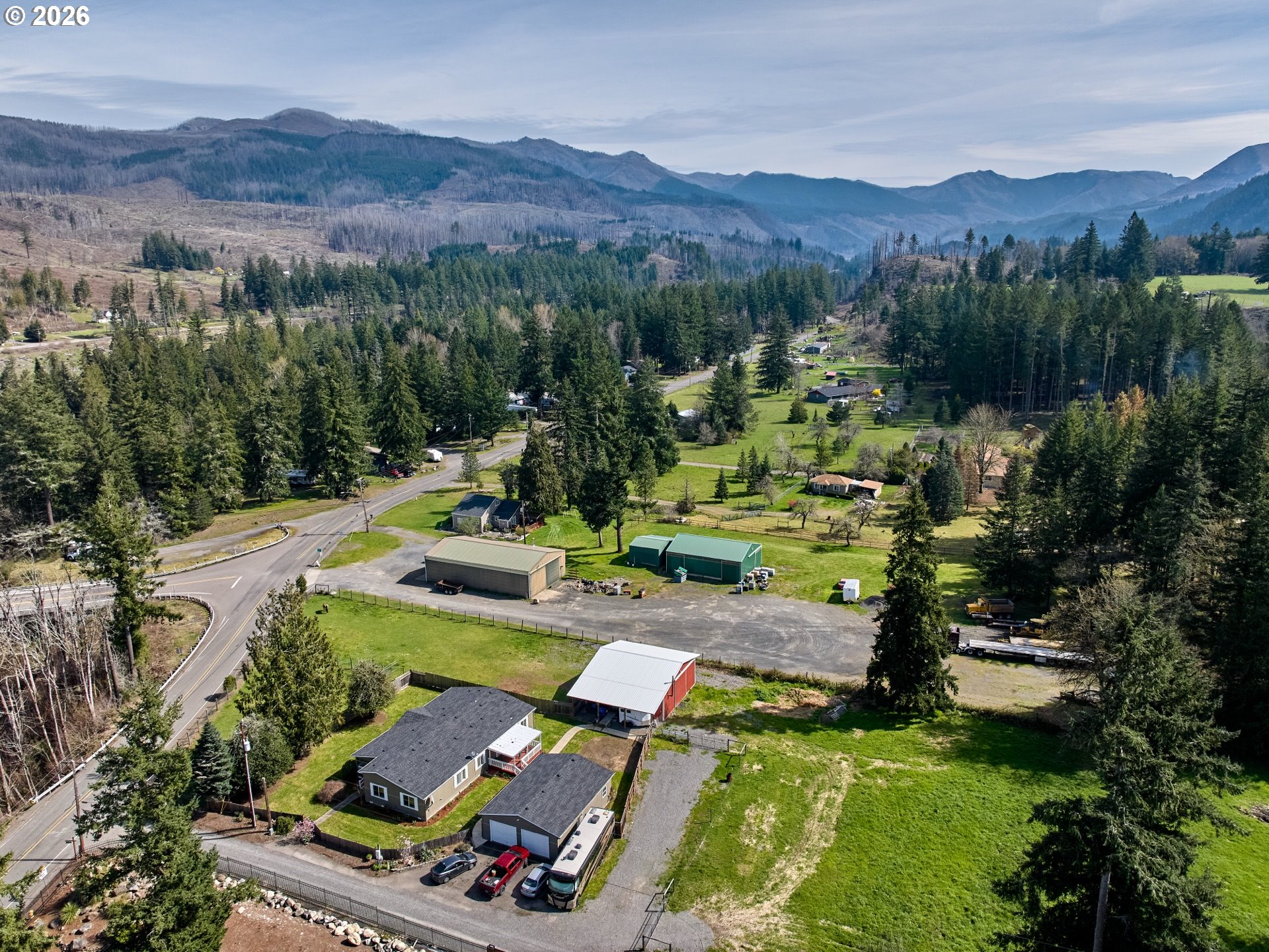 40299 Gates School Road Gates, OR 97346 - Photo 4 of 45