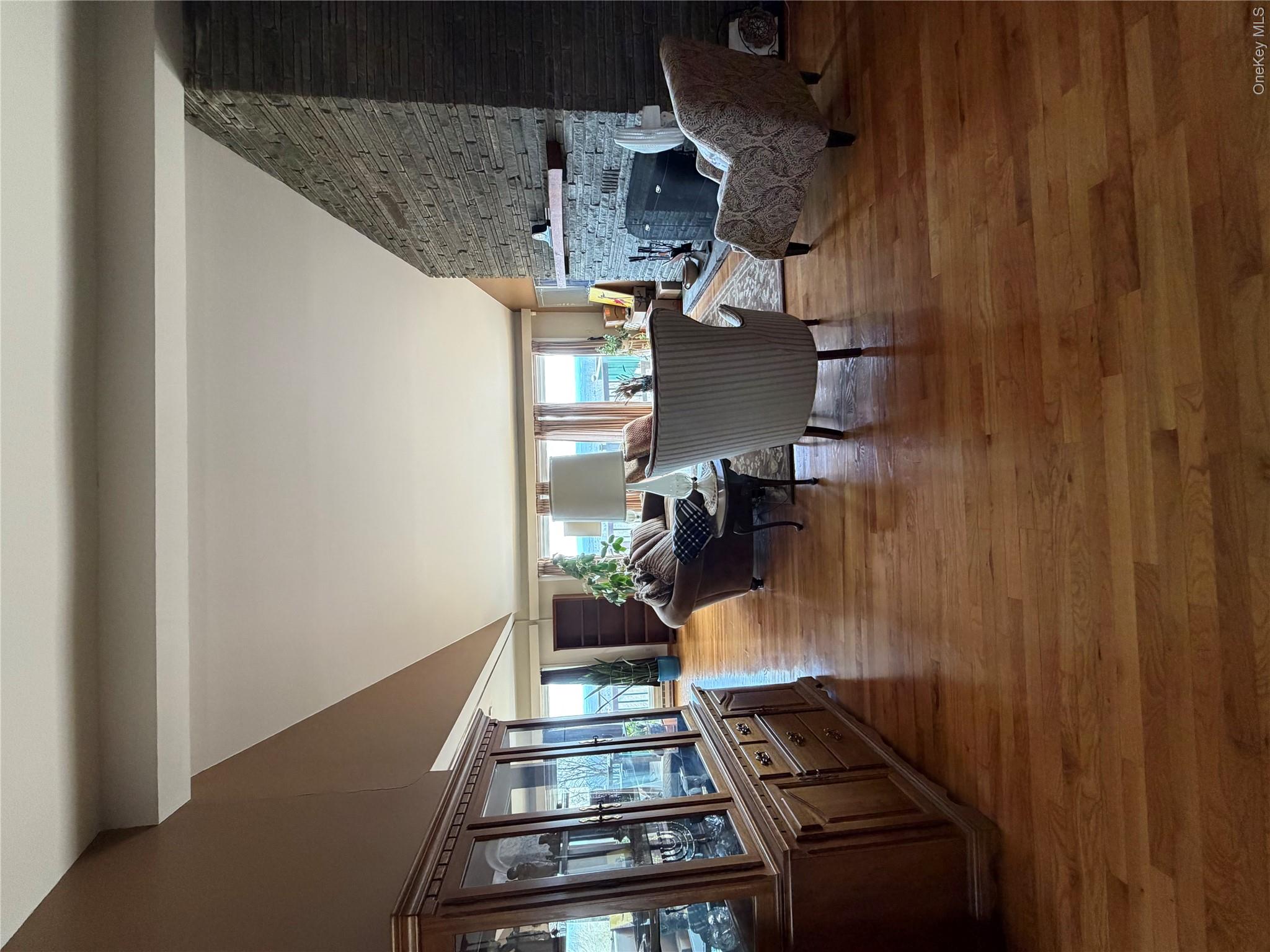 329 Mountain Road Bloomingburg, NY 12721 - Photo 8 of 20