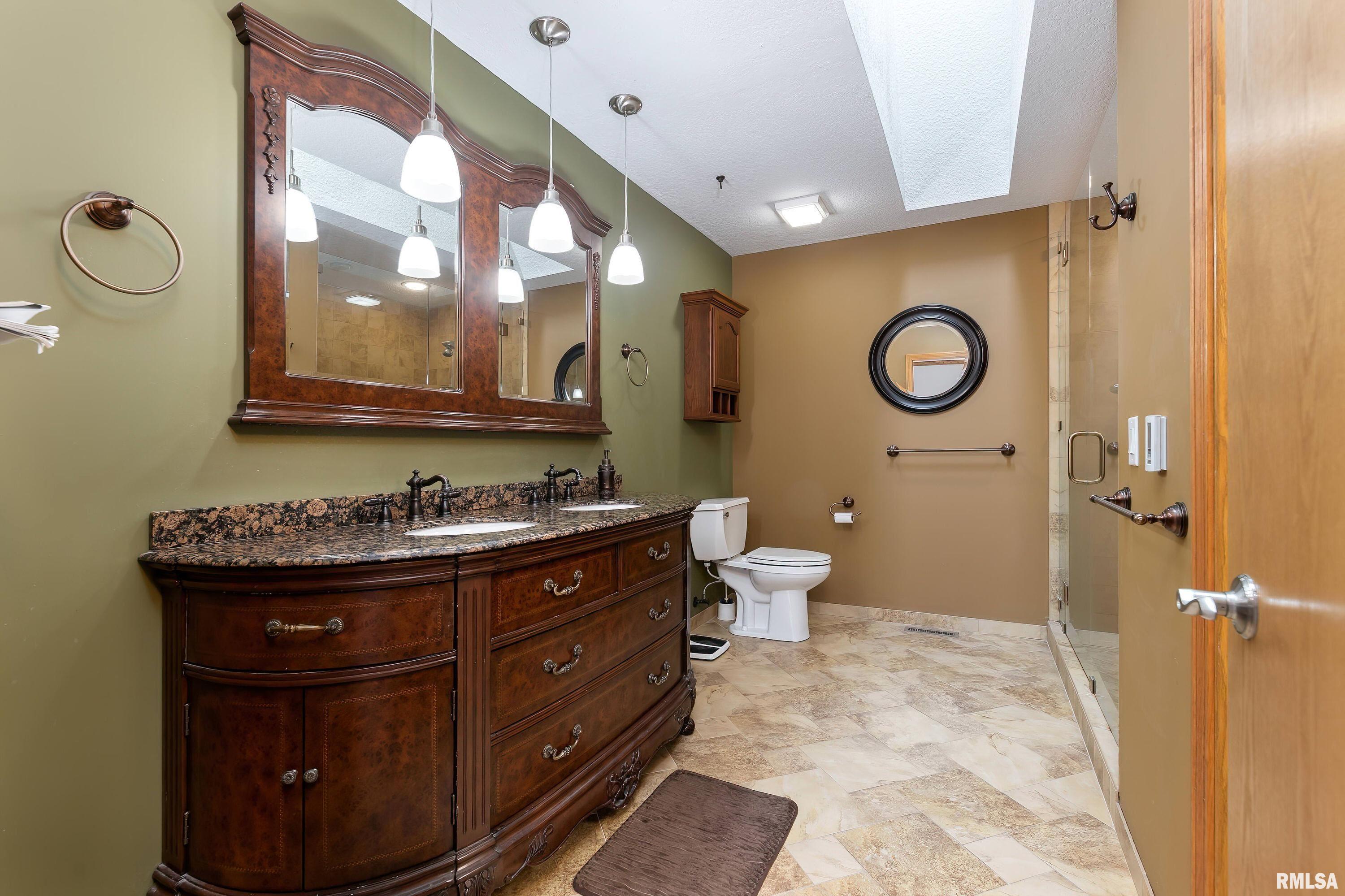3367 East Ridge Drive Bettendorf, IA 52722 - Photo 16 of 39