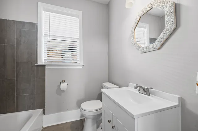 $239,000 | 930 North Belvedere Boulevard, Memphis, TN 38107