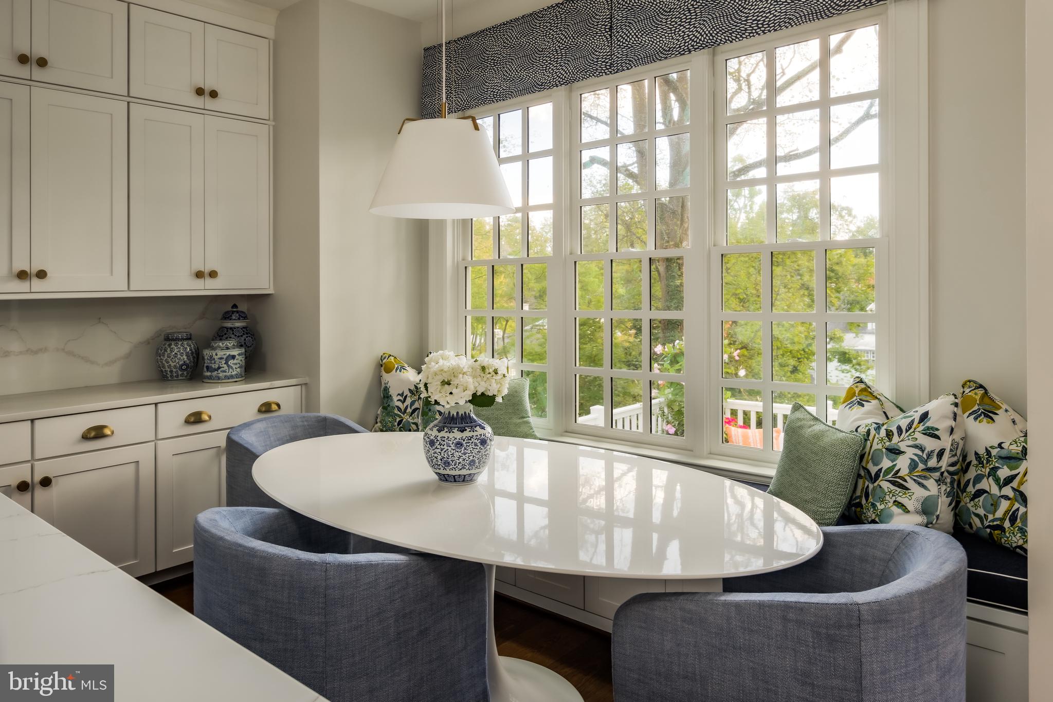 3300 Newark Street Northwest Washington, DC 20008 - Photo 17 of 50 Ethereal Breakfast Nook