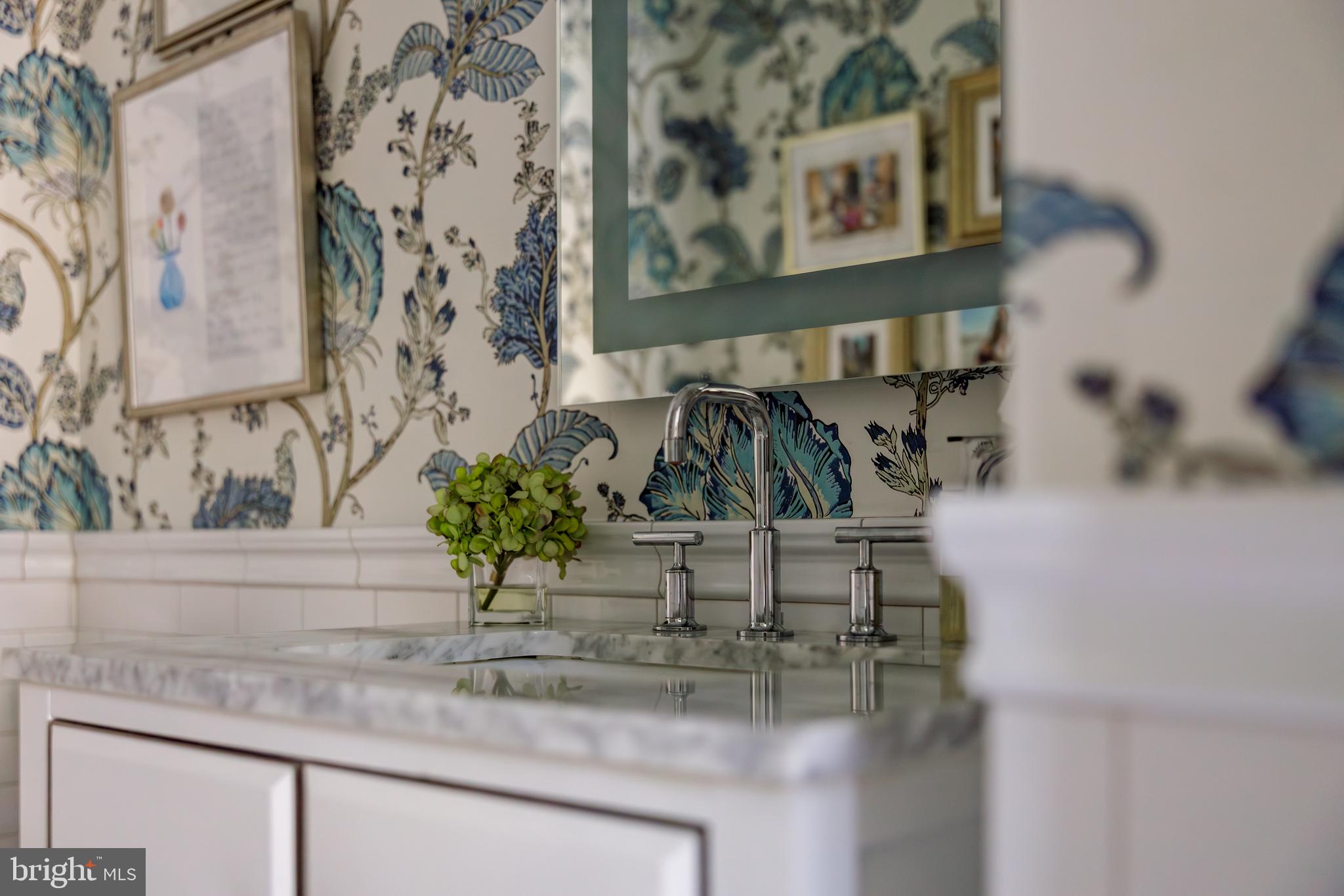 3300 Newark Street Northwest Washington, DC 20008 - Photo 23 of 50 Powder Room