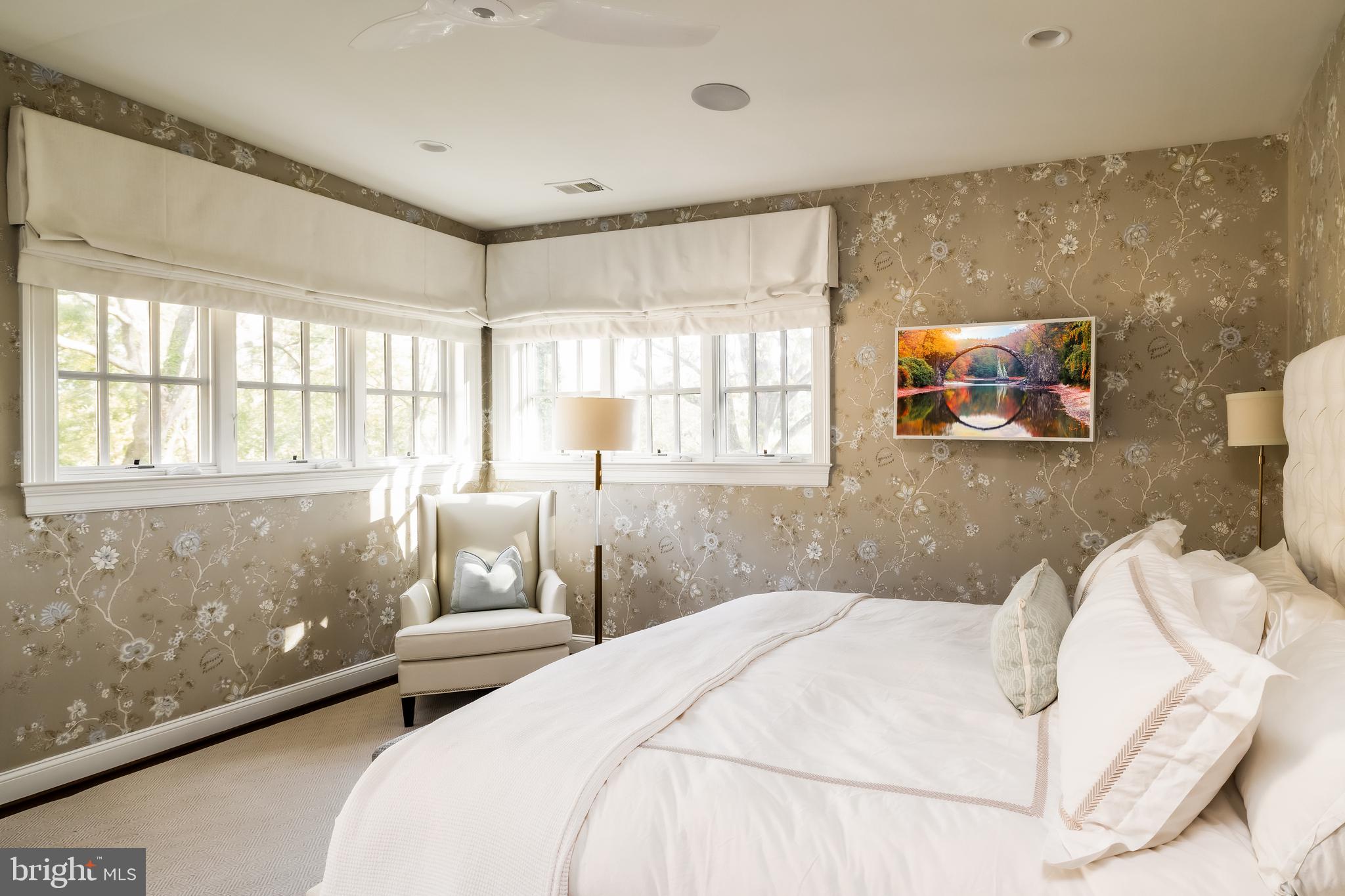 3300 Newark Street Northwest Washington, DC 20008 - Photo 25 of 50 Primary Suite