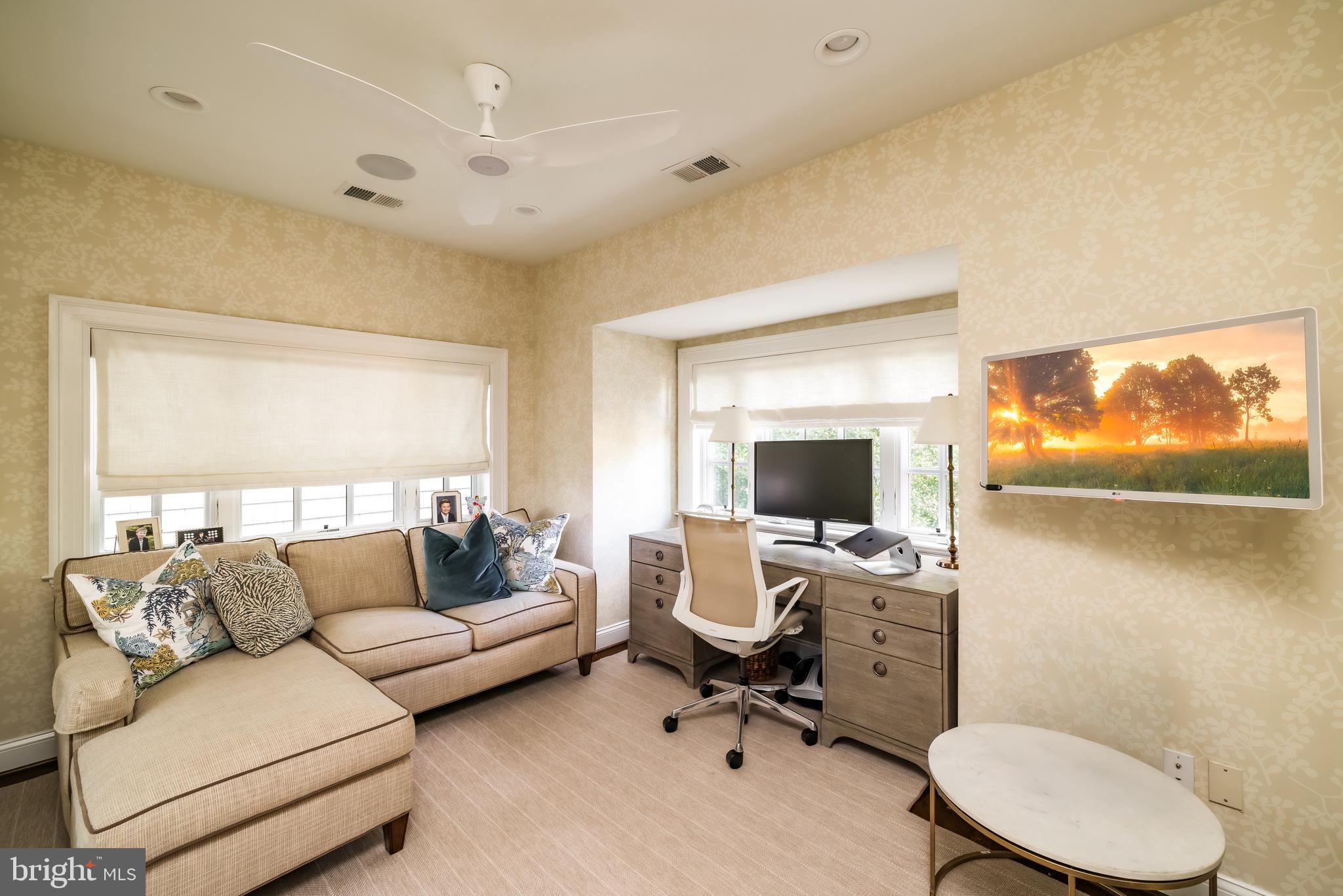 3300 Newark Street Northwest Washington, DC 20008 - Photo 32 of 50 Second Floor Secondary Bedroom or Office