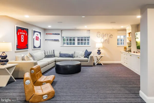 $6,250,000 | 3300 Newark Street Northwest, Washington, DC 20008