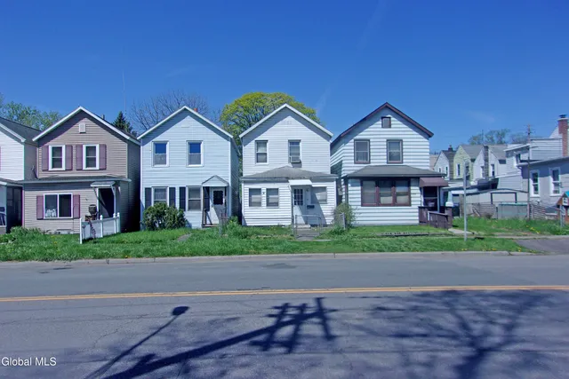 $139,900 | 1337 2nd Avenue, Watervliet, NY 12189