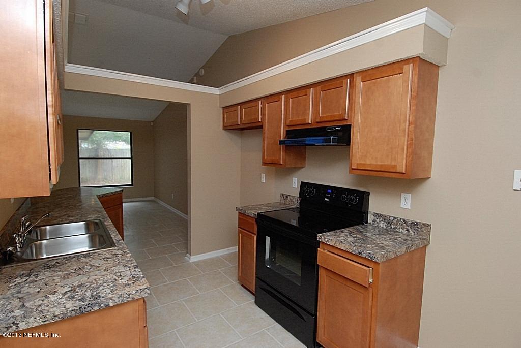 3864 Star Tree Road Jacksonville, FL 32210 - Photo 5 of 10 DSC_00930013