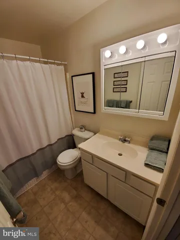 $1,950 | 615 C Lake Drive, Douglassville, PA 19518