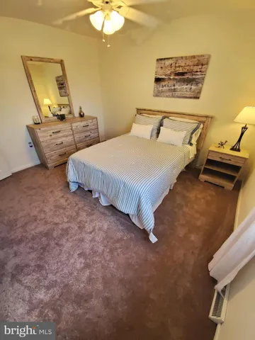 $1,950 | 615 C Lake Drive, Douglassville, PA 19518