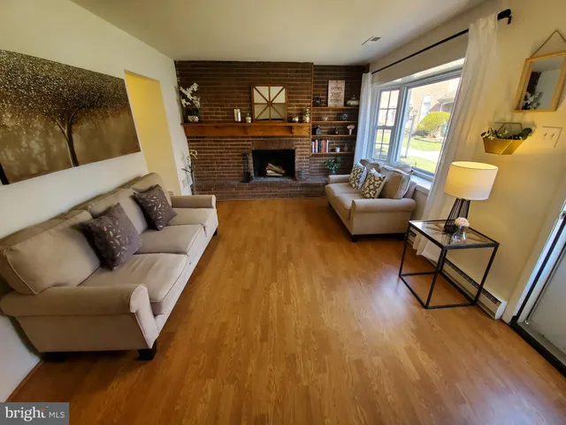 $1,950 | 615 C Lake Drive, Douglassville, PA 19518