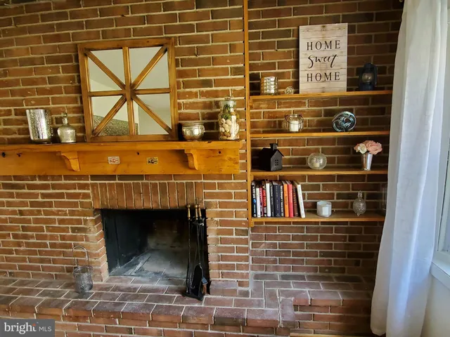 $1,950 | 615 C Lake Drive, Douglassville, PA 19518