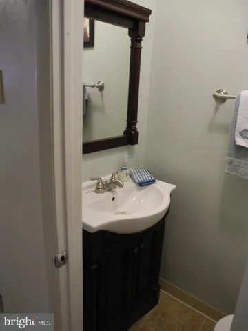 $1,950 | 615 C Lake Drive, Douglassville, PA 19518