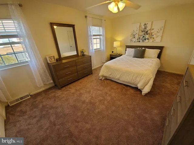 $1,950 | 615 C Lake Drive, Douglassville, PA 19518