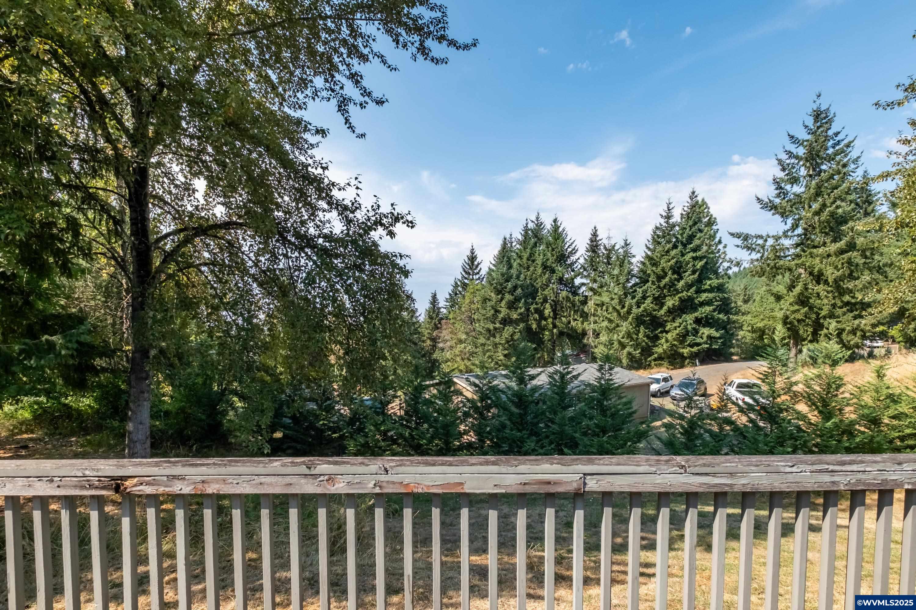 30522 West View Street Lebanon, OR 97355 - Photo 38 of 49