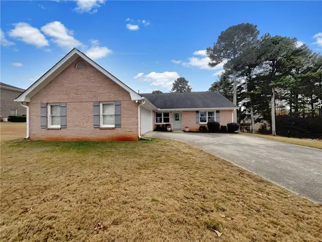 $325,000 | 2957 Hampton Place, Decatur, GA 30034