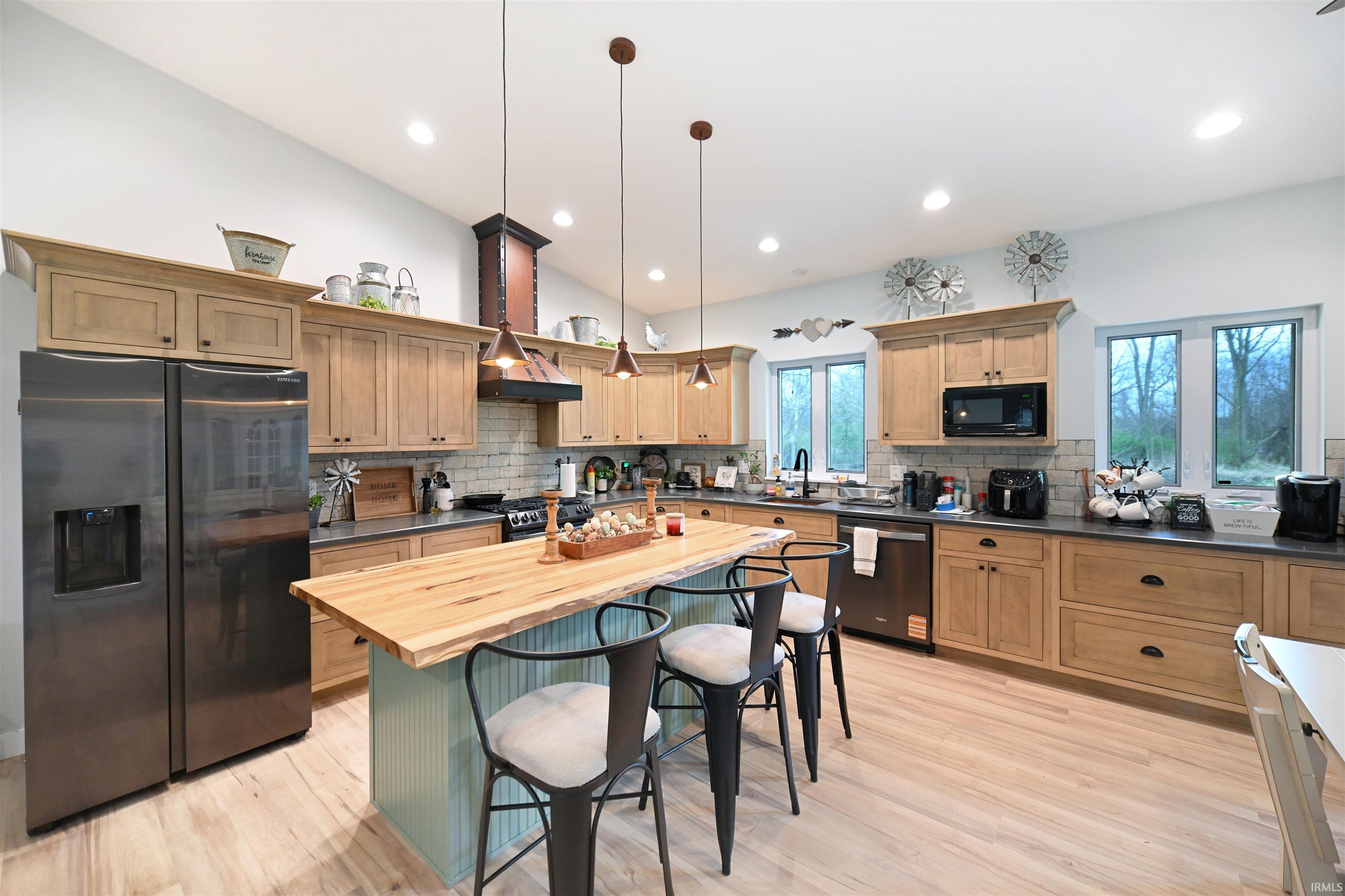 585 East Beer Road Milford, IN 46542 - Photo 12 of 29