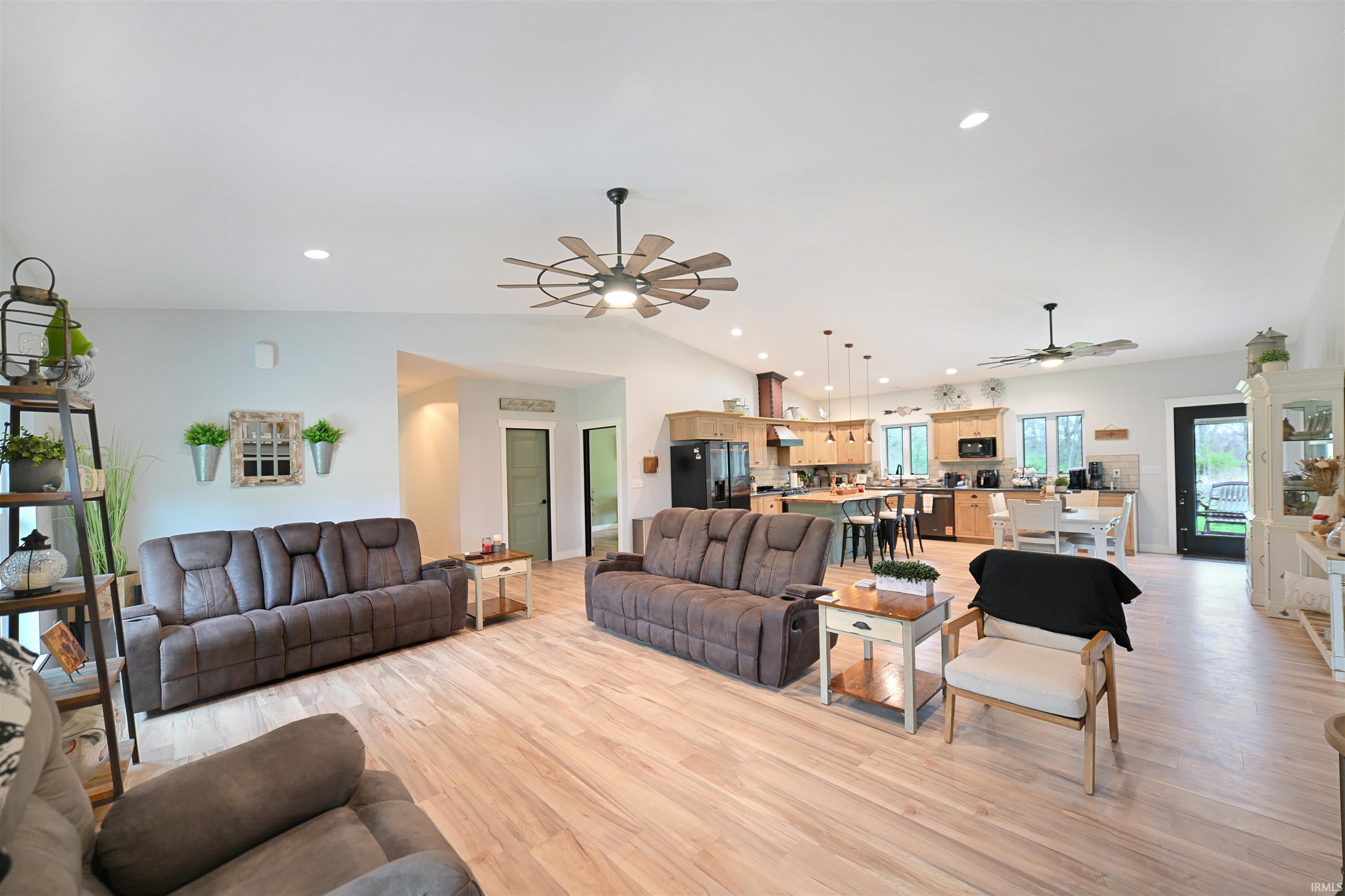 585 East Beer Road Milford, IN 46542 - Photo 9 of 29