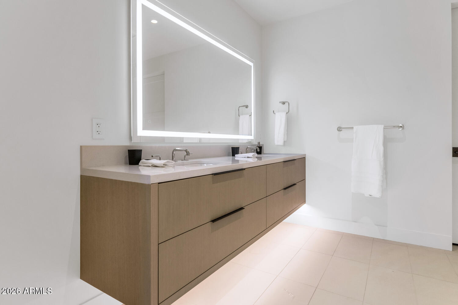 4849 North Camelback Ridge Road, Unit B203 Scottsdale, AZ 85251 - Photo 15 of 30 a bathroom with a sink and a mirror