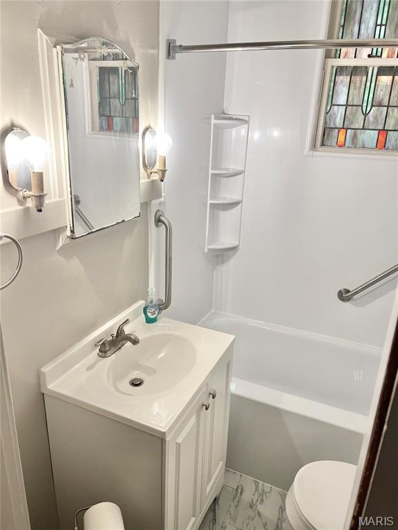 403 South Market Street Waterloo, IL 62298 - Photo 4 of 10