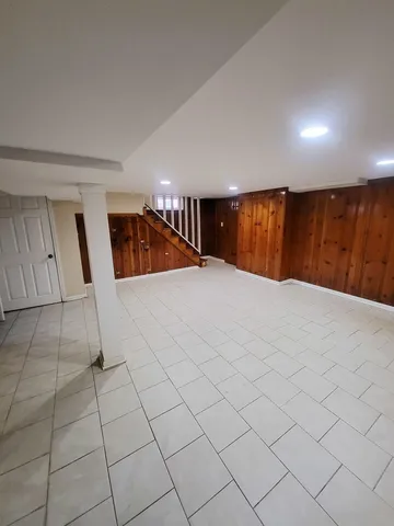 $2,000 | 10217 South Prairie Avenue, Chicago, IL 60628