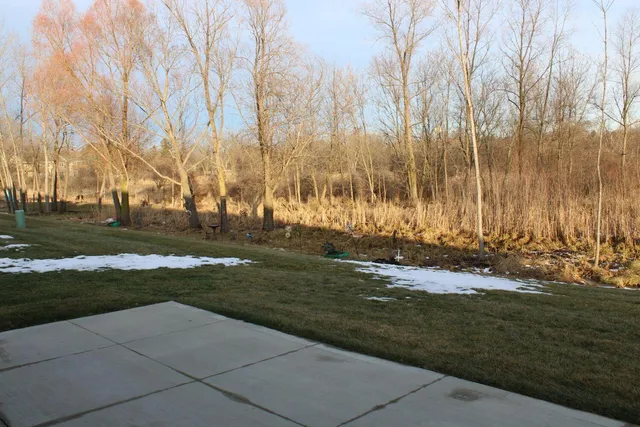 $340,000 | 826 Prairie Gardens, Unit 25, Kewaskum, WI 53040