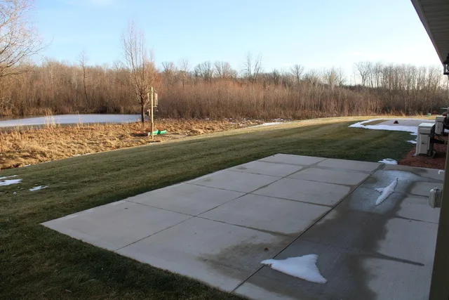 $340,000 | 826 Prairie Gardens, Unit 25, Kewaskum, WI 53040