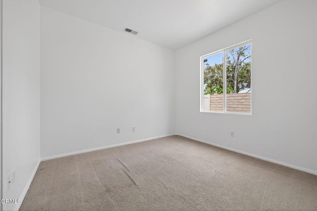 740 Freeport Lane Oxnard, CA 93035 - Photo 18 of 35 an empty room with a window
