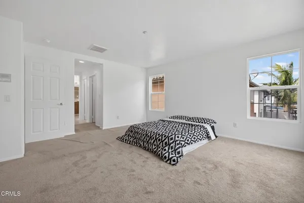 $1,019,000 | 740 Freeport Lane, Oxnard, CA 93035