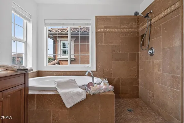 $1,019,000 | 740 Freeport Lane, Oxnard, CA 93035