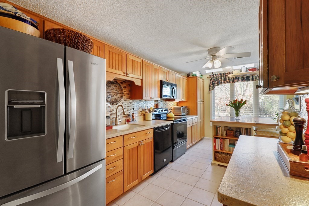 630 Maple Brook Road, Unit 630 Bellingham, MA 02019 - Photo 9 of 41 Gallery Image 9