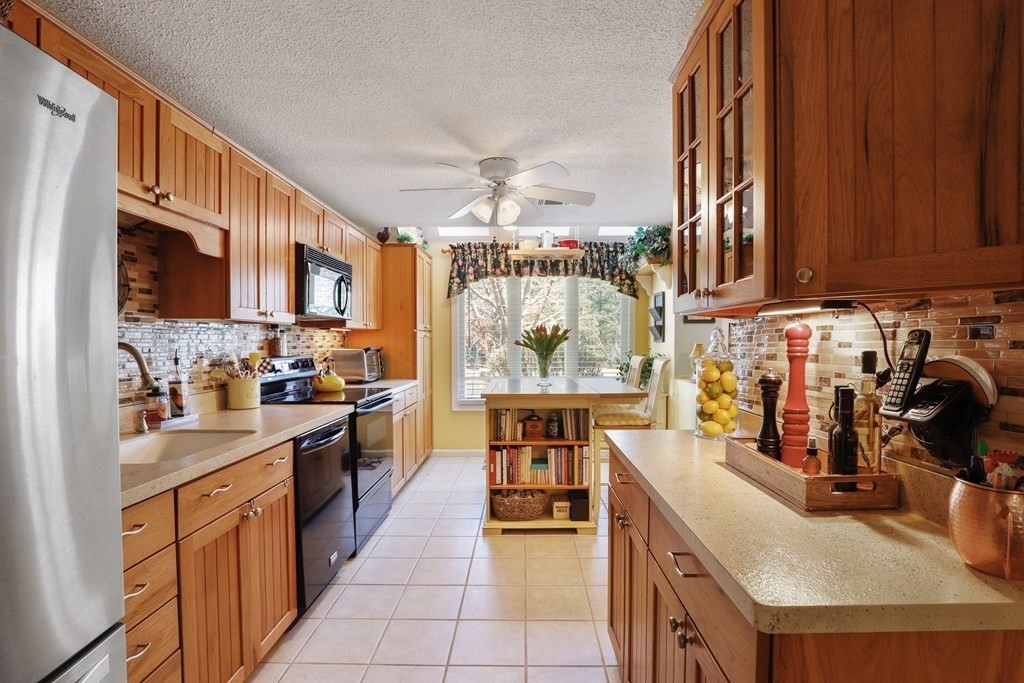 630 Maple Brook Road, Unit 630 Bellingham, MA 02019 - Photo 10 of 41 Gallery Image 10
